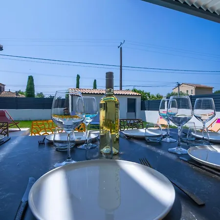 Villa Moderne Confort-jacuzzi-piscine Saint-Quentin-la-Poterie